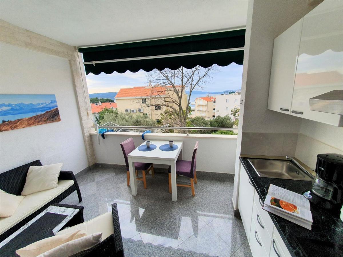 Mira Apartment *